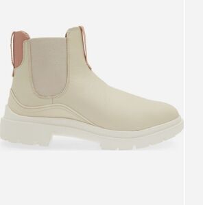 Olukai Hehi Chelsea boot in cork